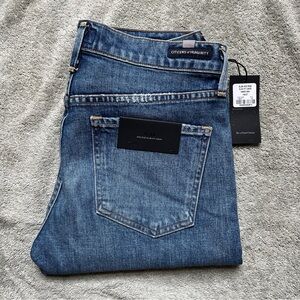 Elsa Mid Rise Slim Fit Crop